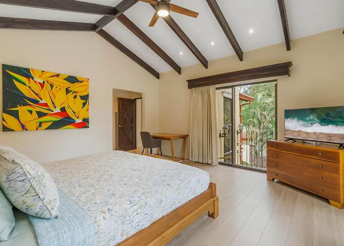 Elegant Surfside Retreat With Private Pool Spacious Outdoor Patio & Walkable Access Apartment